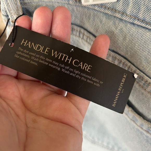 NWT Banana Republic Classic Denim Short 4” - Picture 4 of 5